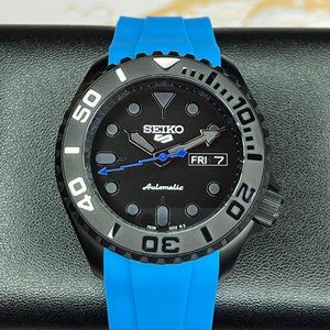 Custom Stealth Seiko Blackout Yachtmaster | SKX007 | Men's Watch | Blue Rubber